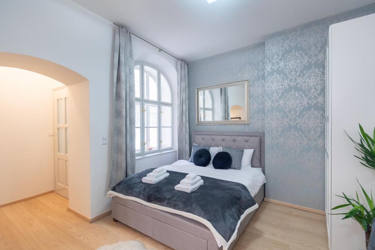 Quiet Apartment In The Heart Of Old Town Centre Prag Dış mekan fotoğraf